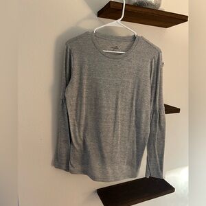 Alya women’s grey knit bell sleeve top.